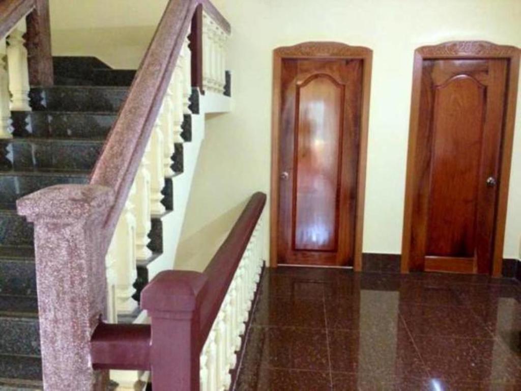 Apsara Guest House Kampot City Екстериор снимка